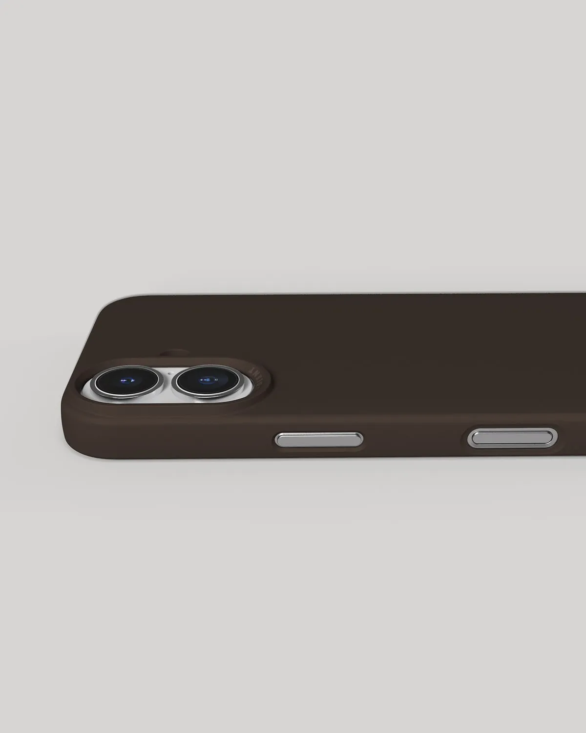 Nudient Thin Case iPhone 16 custodia Dark Brown senza MagSafe
