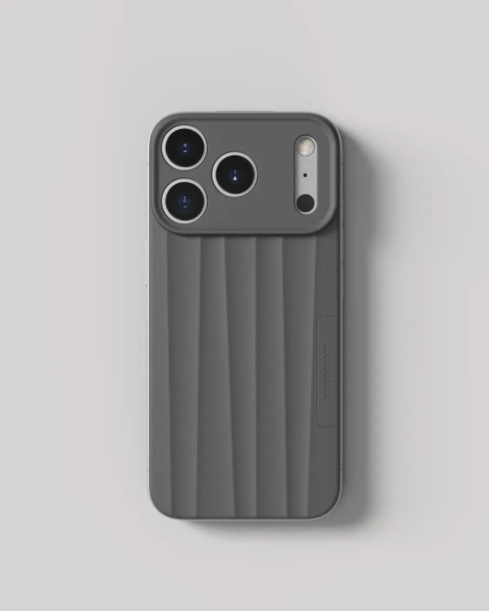 Nudient Slice Case iPhone 17 Pro cover grigia MagSafe