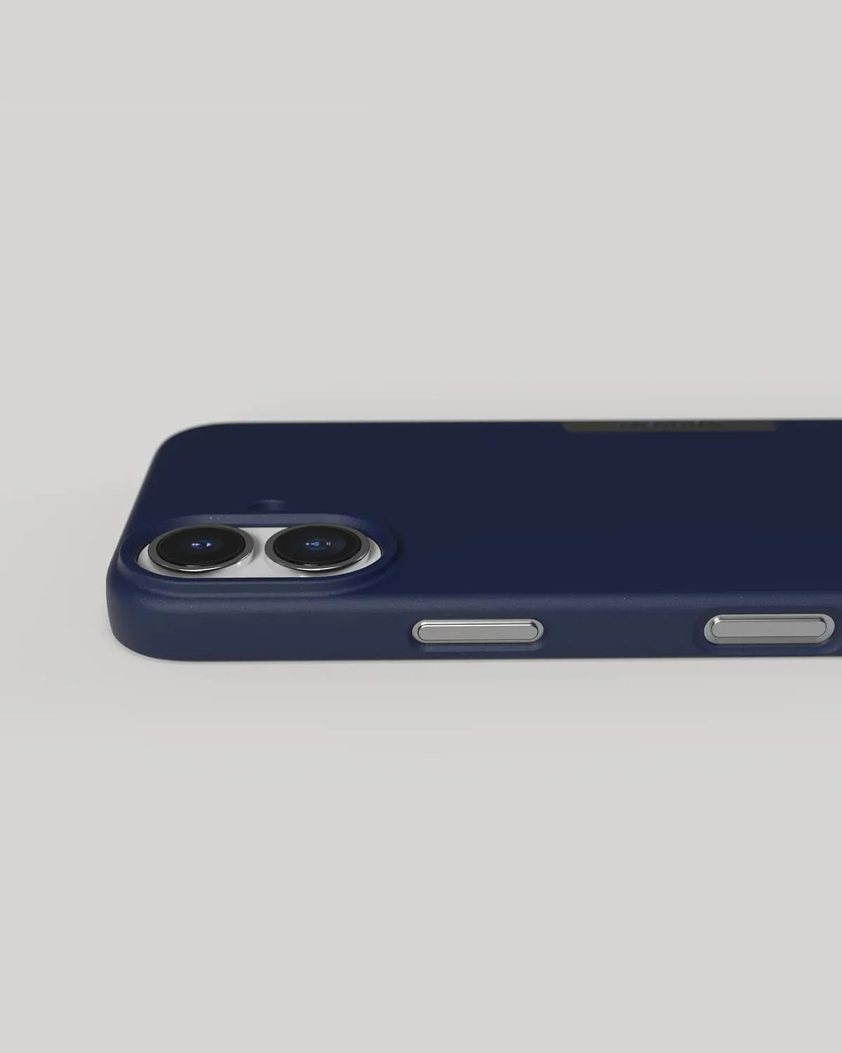 Nudient Thin Case cover iPhone 17 Ocean Blue leggera