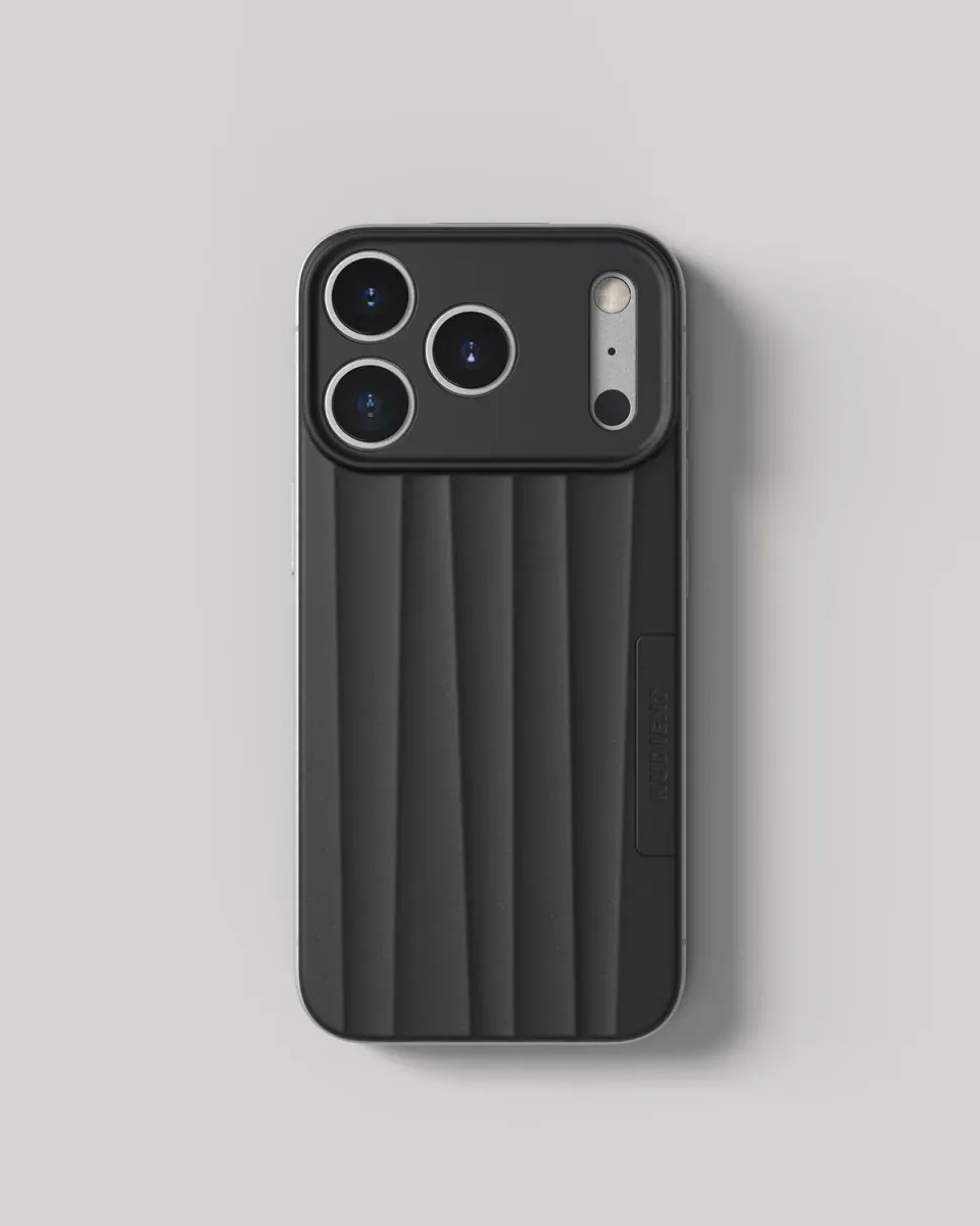 Nudient Slice Case cover iPhone 17 Pro Ink Black MagSafe ultrasottile