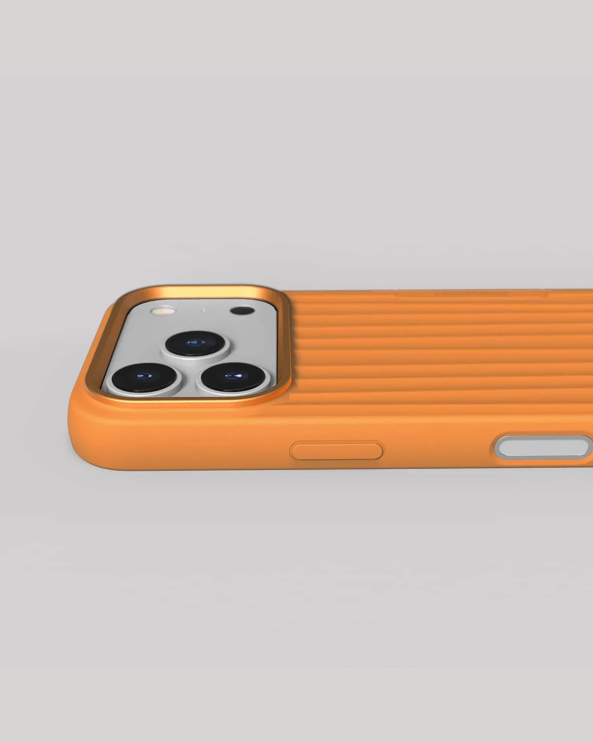 Nudient Bold Case cover iPhone 17 Pro Magma Orange MagSafe