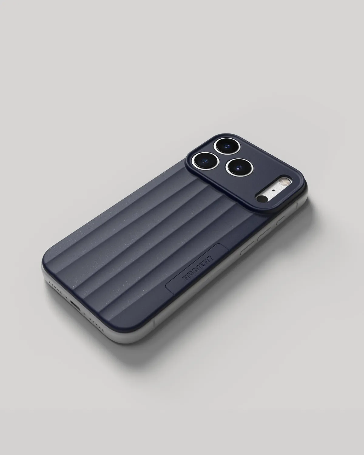 Nudient Slice Case cover iPhone 17 Pro blu MagSafe ultrasottile