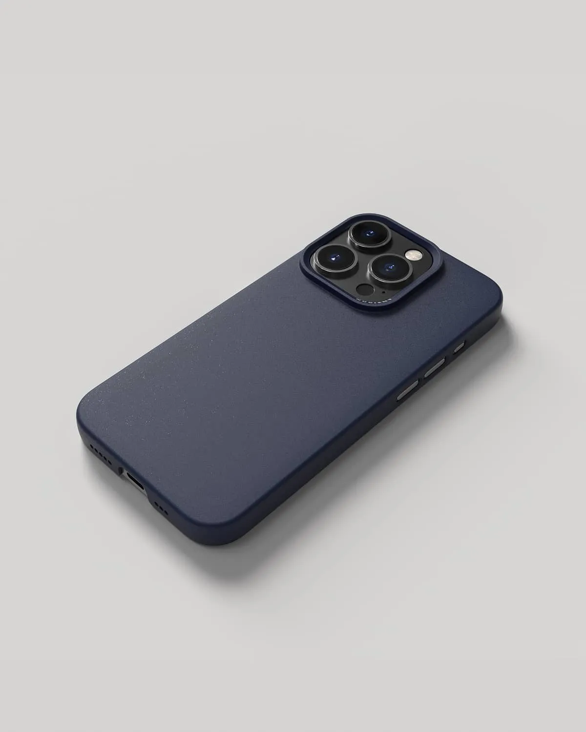 Nudient Thin iPhone 15 Pro custodia blu oceano sottile senza MagSafe