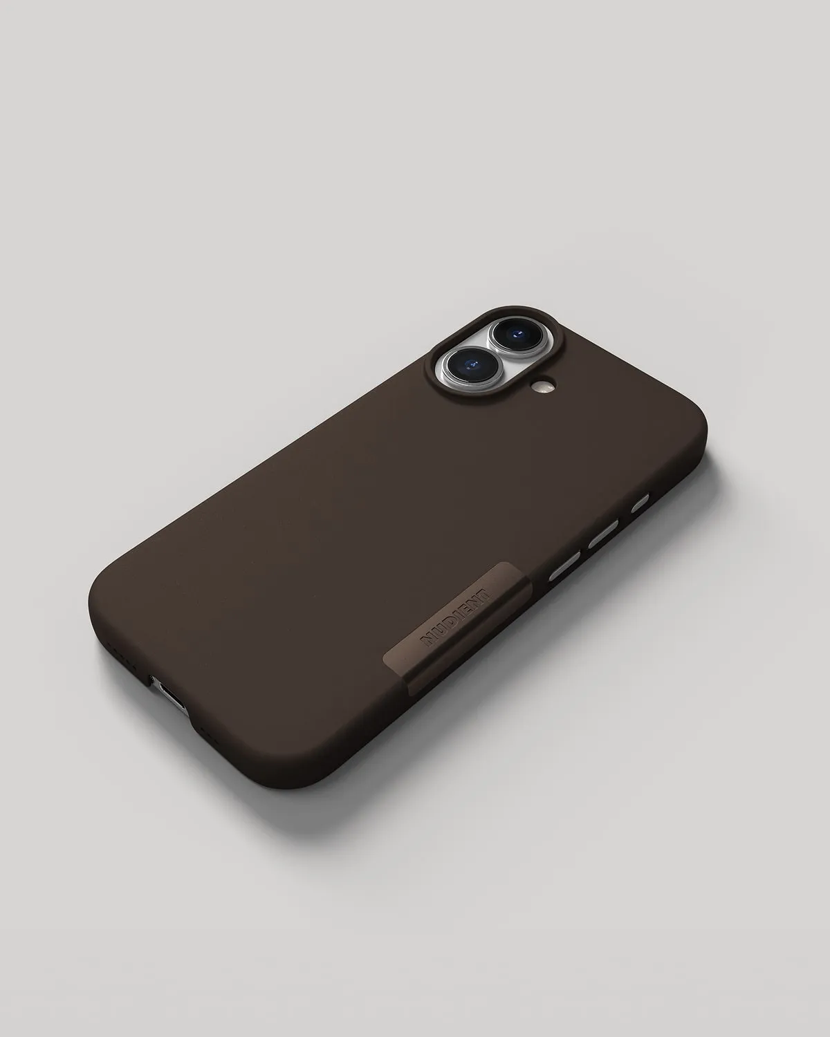 Nudient Thin Case cover iPhone 17 marrone MagSafe sottile