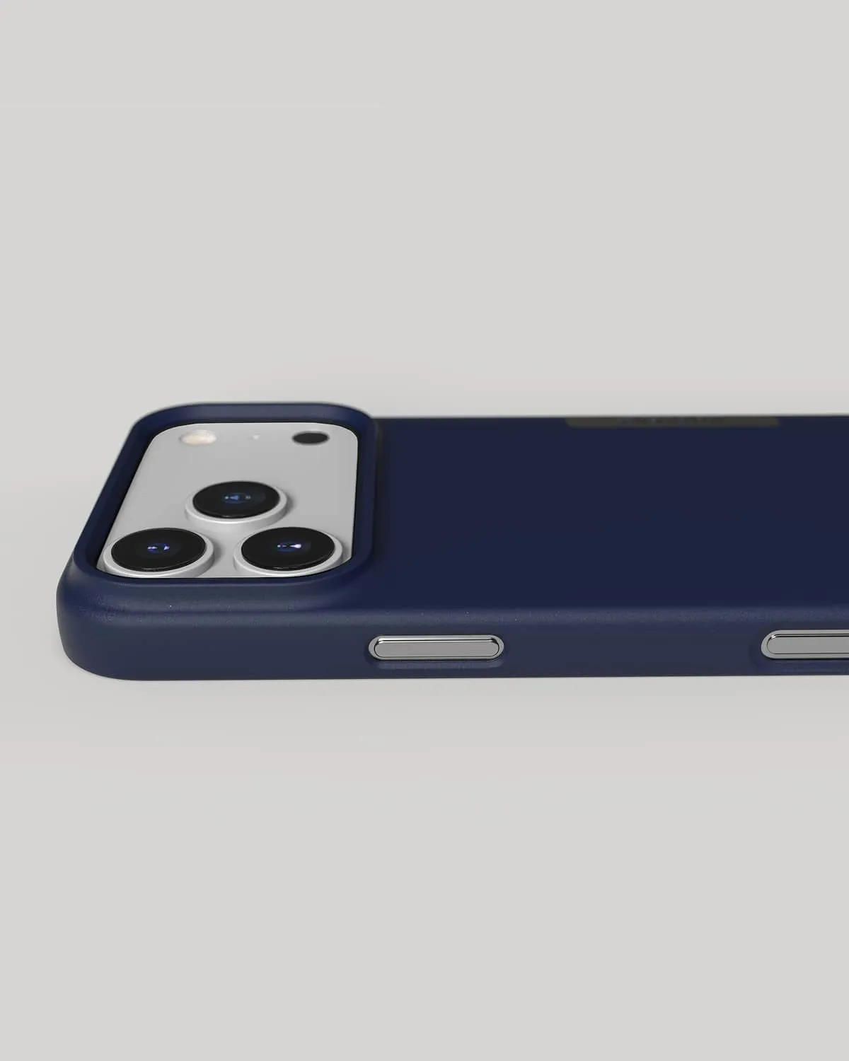 Nudient Thin Case iPhone 18 Pro Max cover Ocean Blue sottile