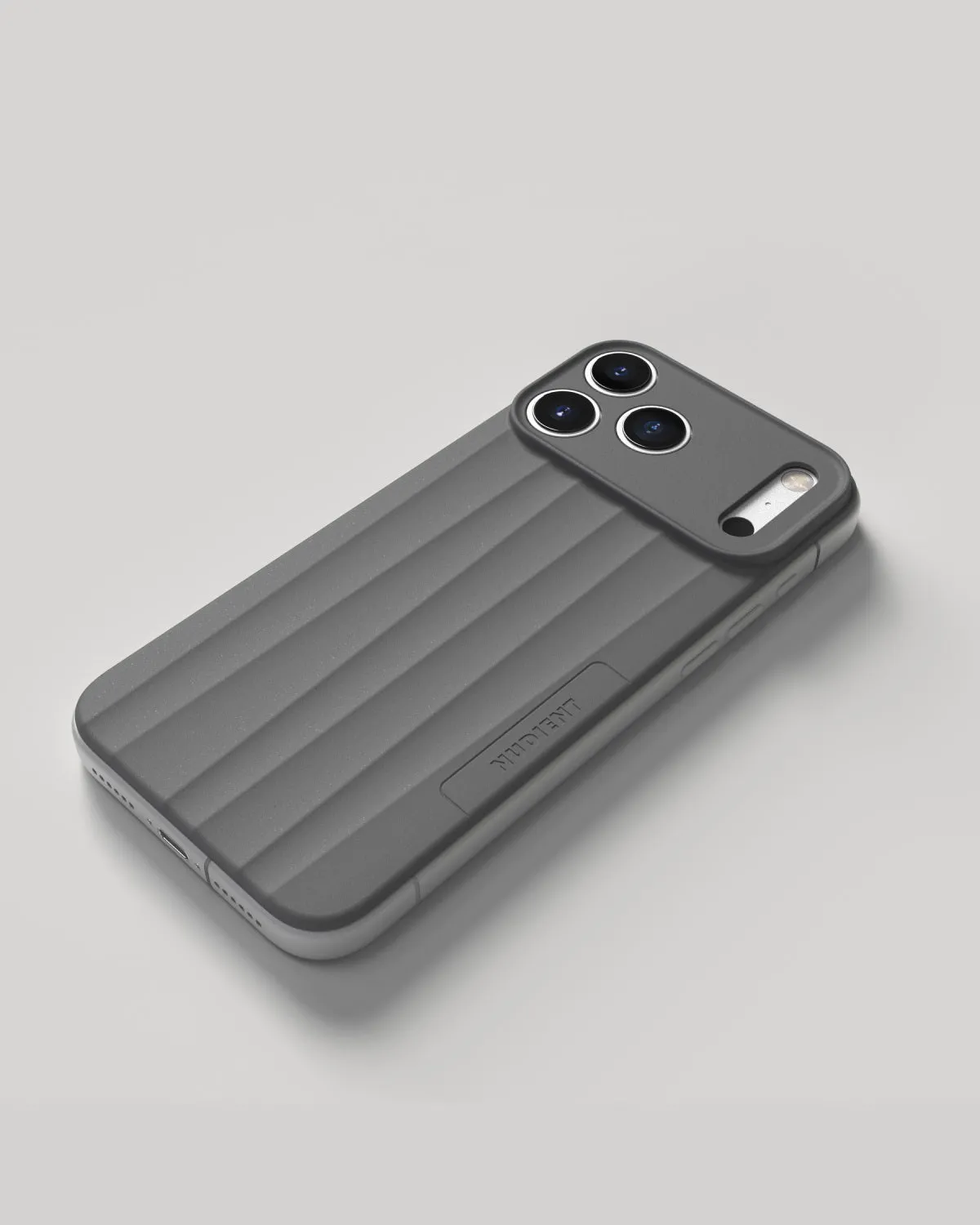 Nudient Slice Case iPhone 17 Pro Max cover grigia MagSafe