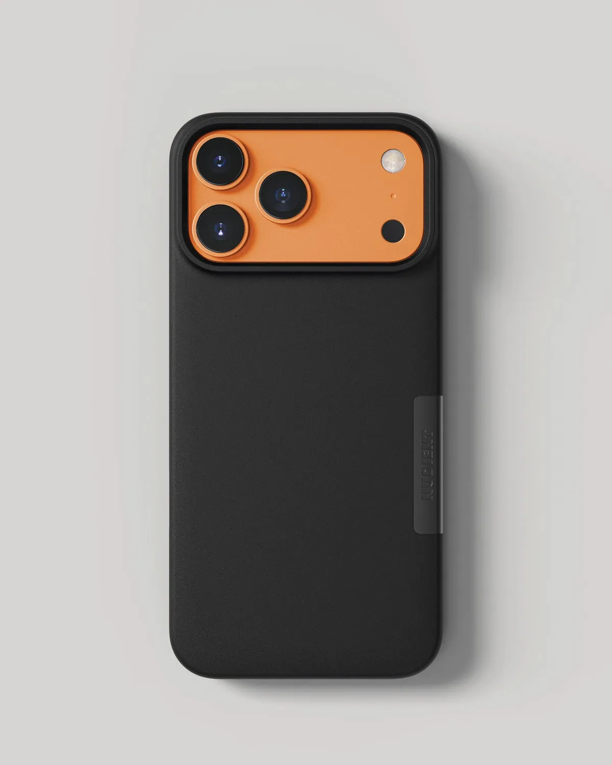 Nudient Thin Case cover iPhone 17 Pro Max nera magnetica