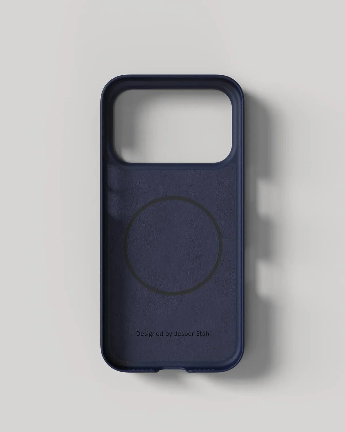Nudient Thin Case iPhone 18 Pro cover blu MagSafe sottile