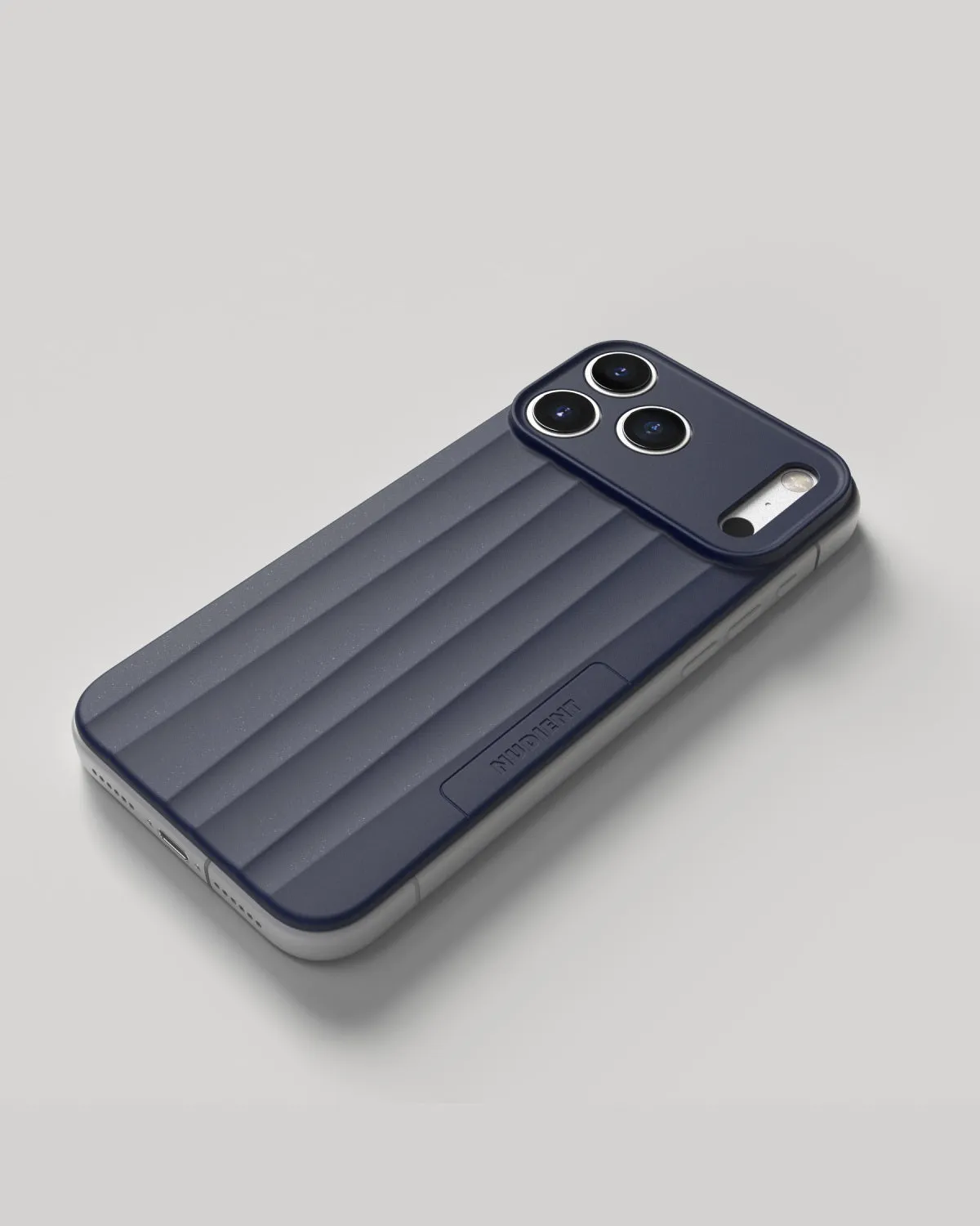 Nudient Slice Case cover iPhone 17 Pro Max Ocean Blue