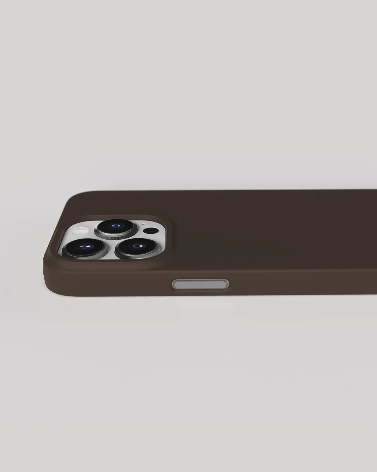 Nudient Thin Case custodia iPhone 13 Pro Dark Brown MagSafe minima