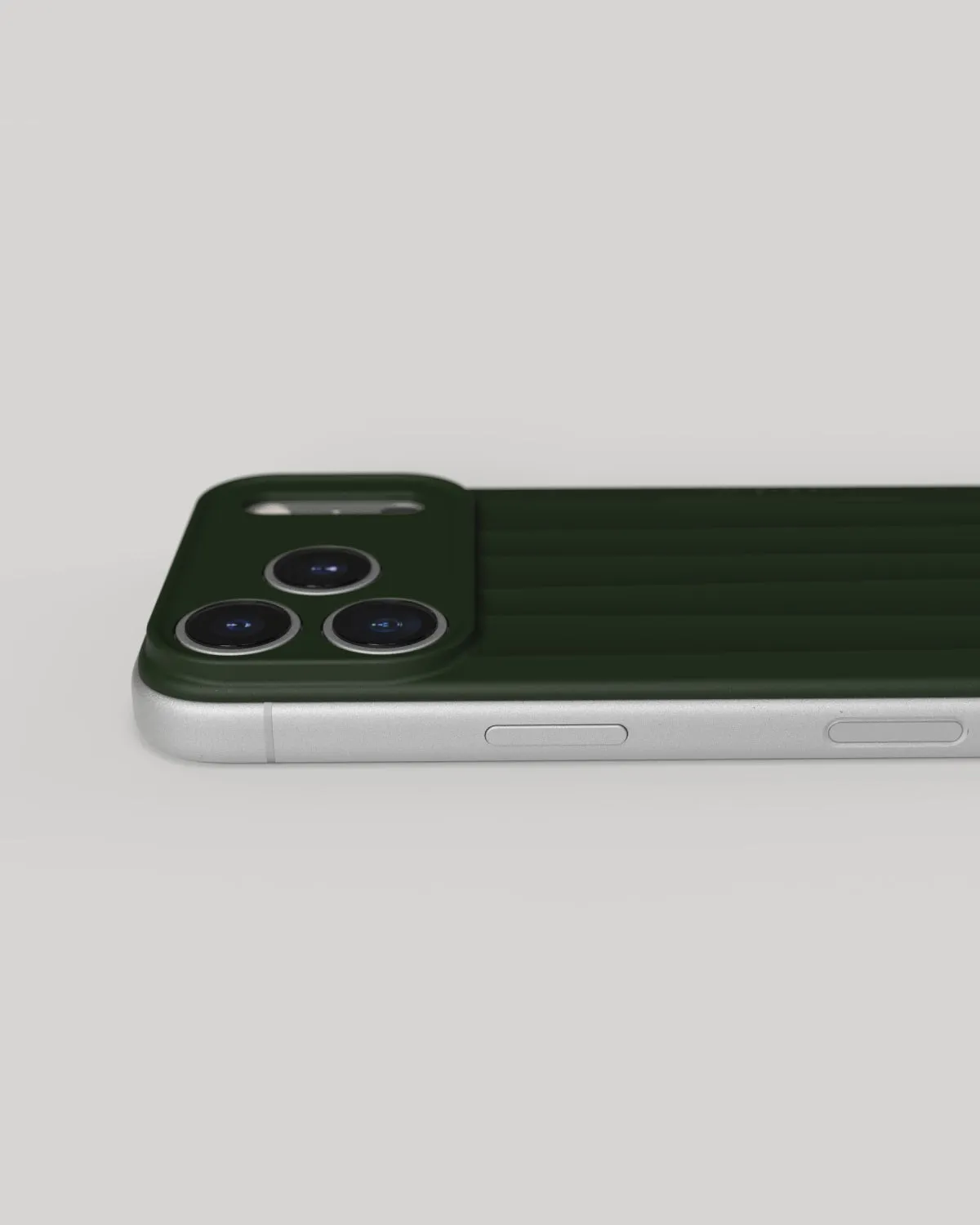 Nudient Slice Case cover iPhone 18 Pro verde MagSafe ultrasottile