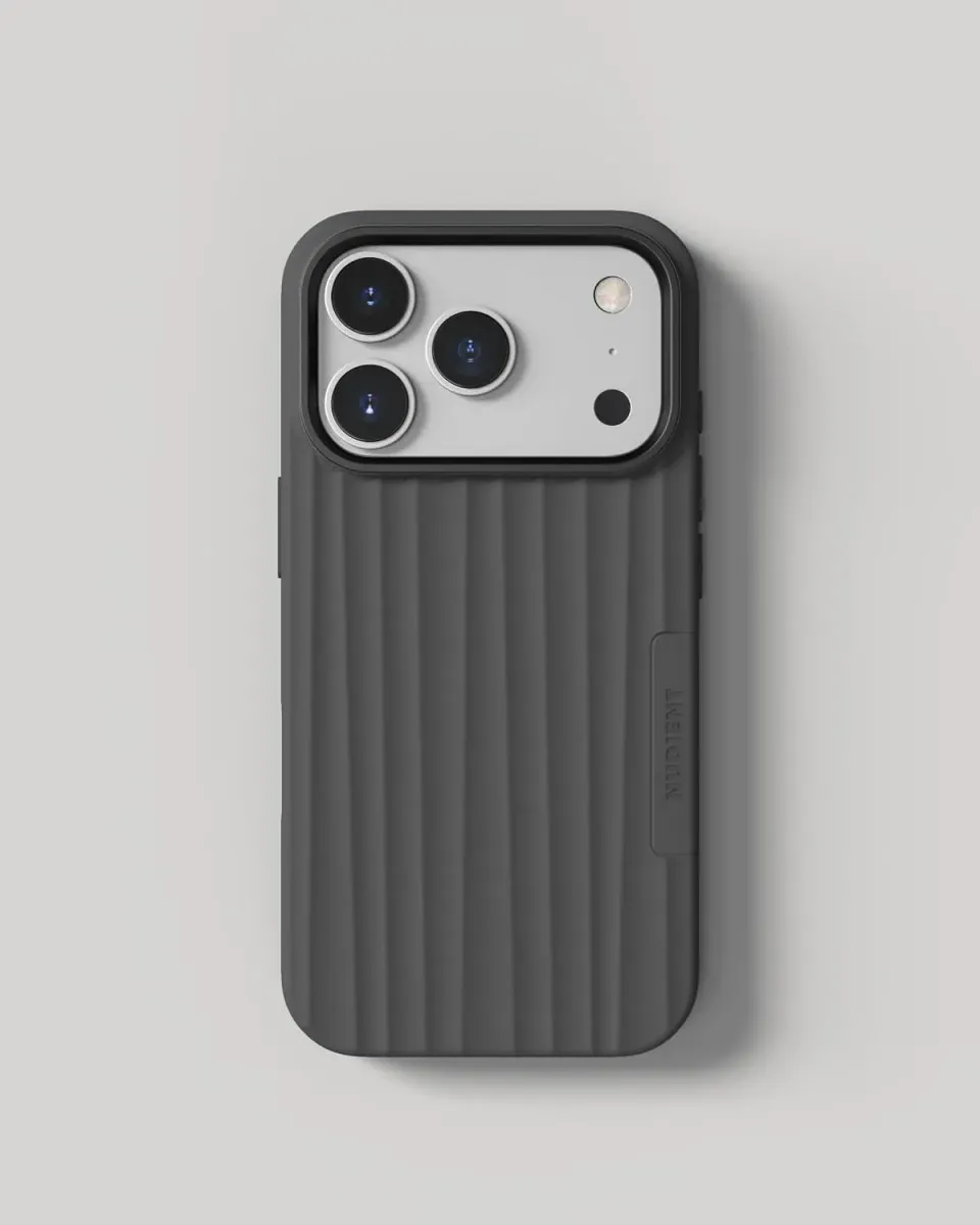 Nudient Bold Case iPhone 17 Pro cover Basalt Grey MagSafe