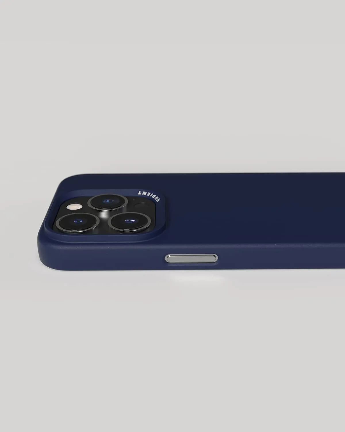 Nudient Thin Case cover iPhone 15 Pro Ocean Blue MagSafe