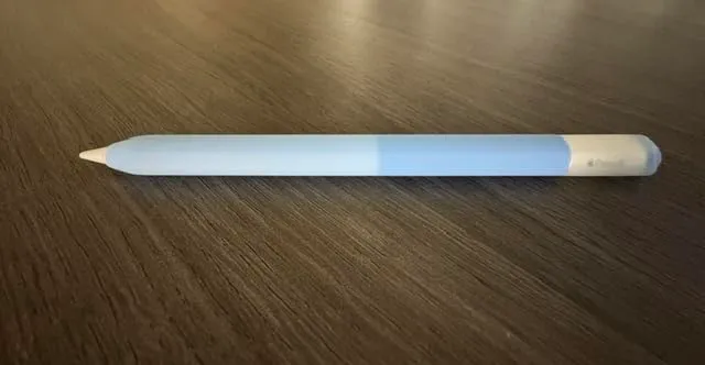 MoKo Apple Pencil USB-C cover silicone rosa latte
