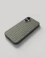 Nudient Bold Case cover iPhone 17 Linen Beige Olive Green
