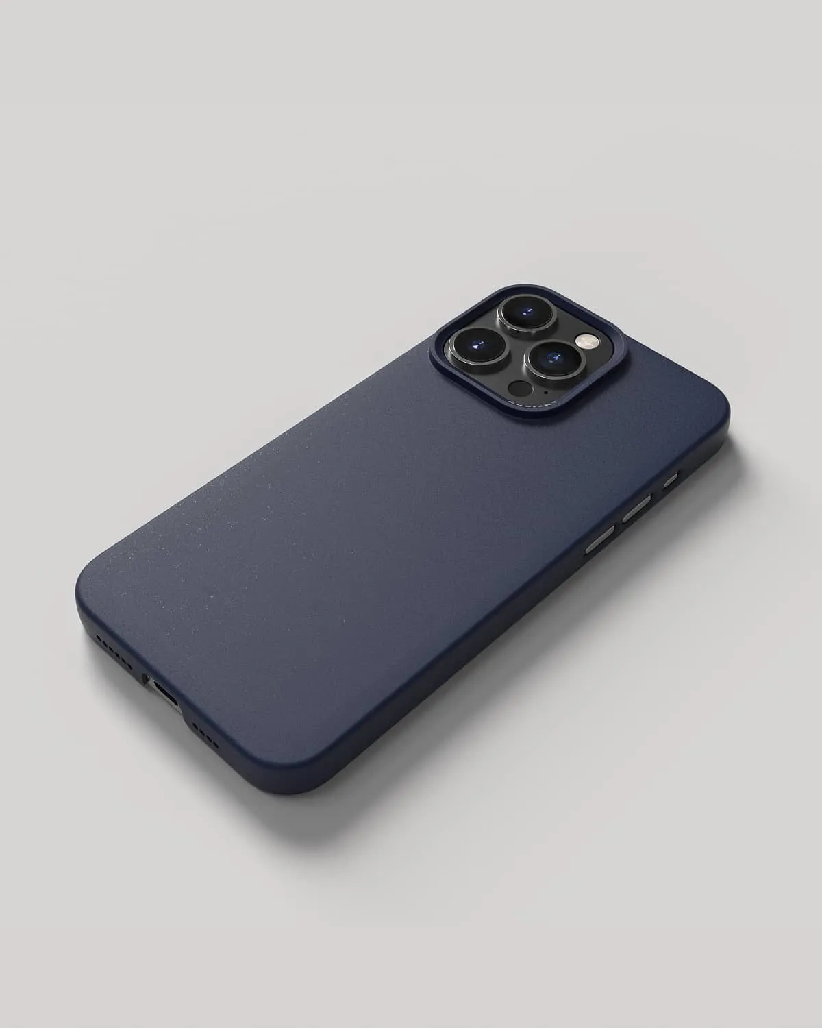 Nudient Thin Case iPhone 15 Pro Max cover Ocean Blue MagSafe