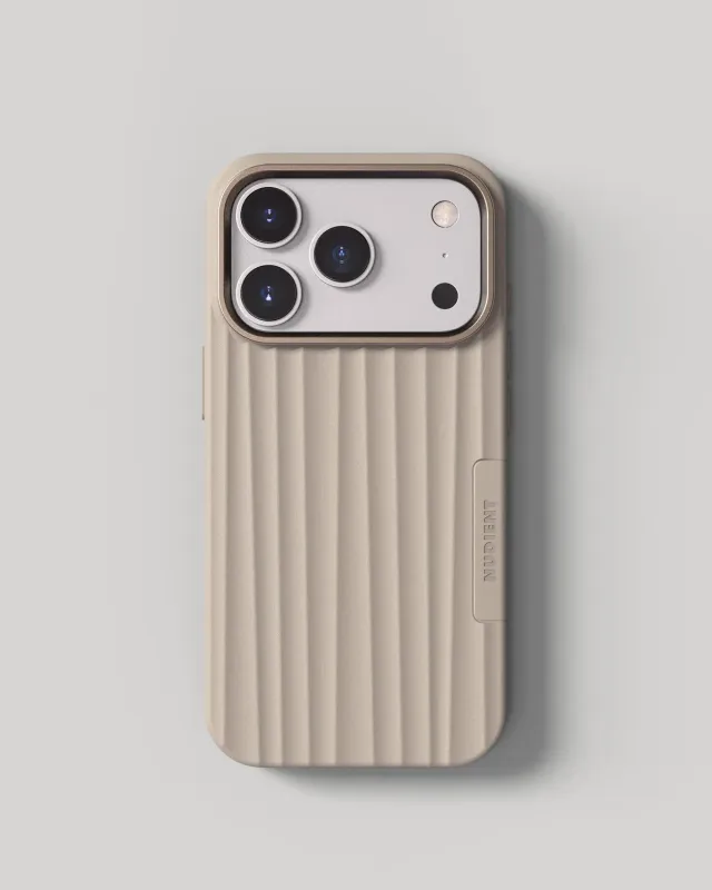 Nudient Bold iPhone 18 Pro custodia beige lino MagSafe antishock
