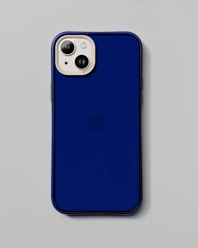 Nudient Form cover sottile design organico