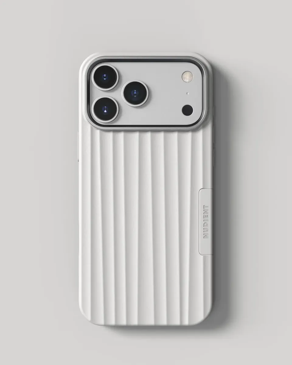 Nudient Bold Case cover iPhone 17 Pro Max Chalk White MagSafe
