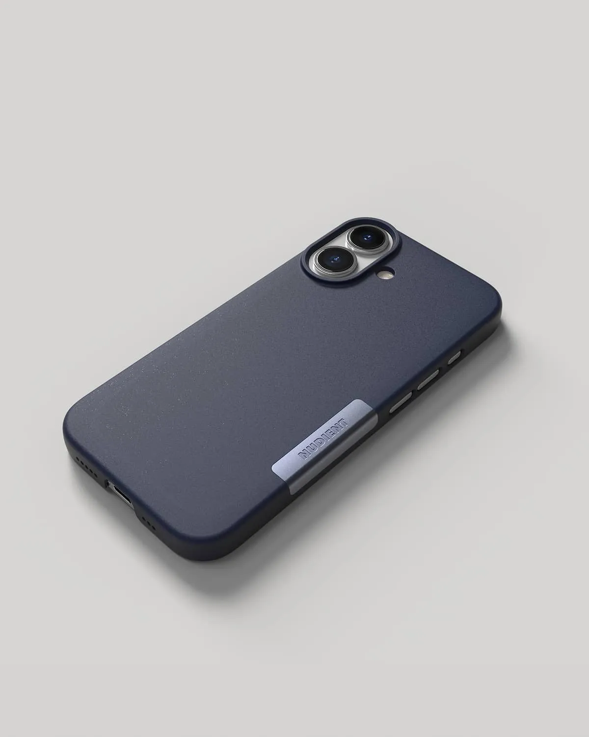 Nudient Thin Case cover iPhone 17 Ocean Blue leggera
