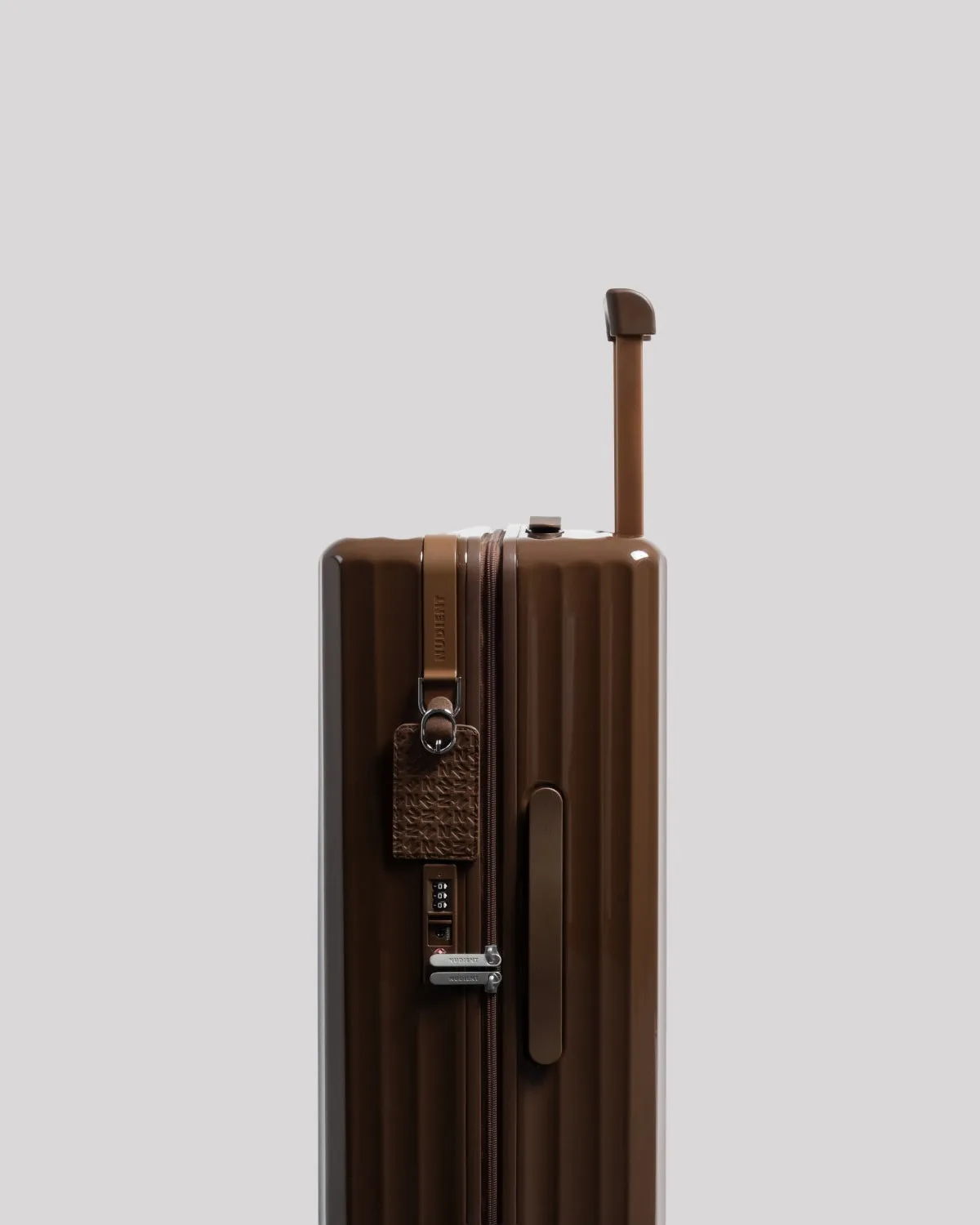 Nudient Bold Check-in M V2 valigia marrone
