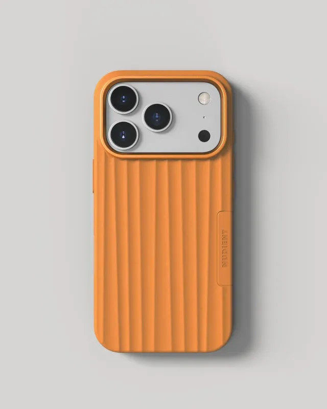 Nudient Bold Case cover iPhone 17 Pro Magma Orange MagSafe