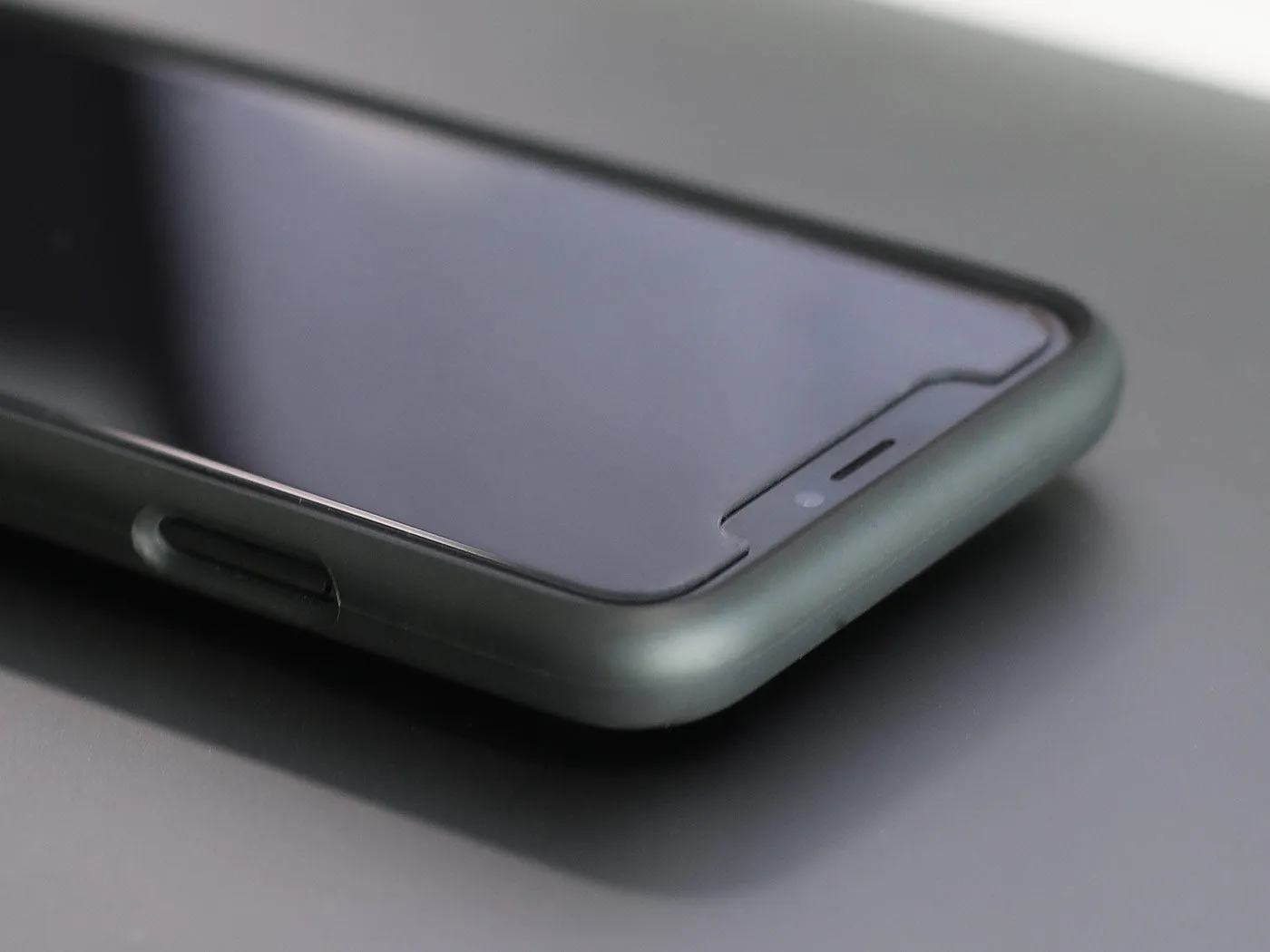 Quad Lock iPhone vetro temperato ultrasottile 0,3 mm