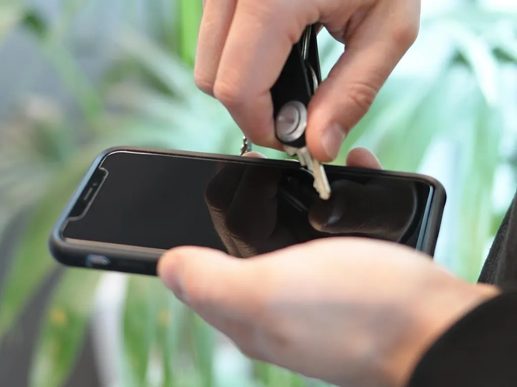 Quad Lock iPhone vetro temperato ultrasottile 0,3 mm
