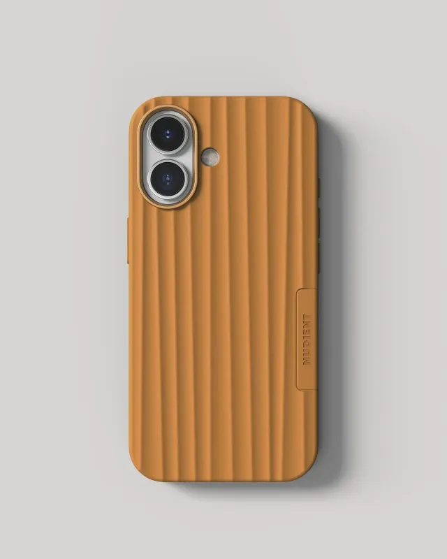 Nudient Bold Case iPhone 17 cover Amber Yellow MagSafe