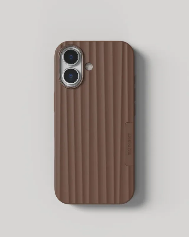 Nudient Bold Case cover iPhone 17 marrone antishock