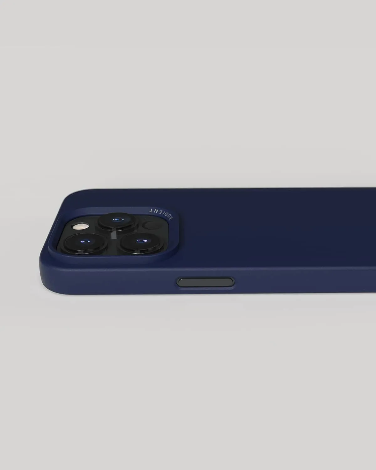 Nudient Thin Case iPhone 14 Pro cover Ocean Blue