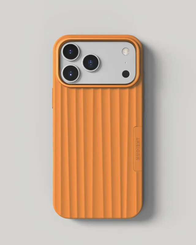 Nudient Bold Case cover iPhone 18 Pro Max Magma Orange MagSafe