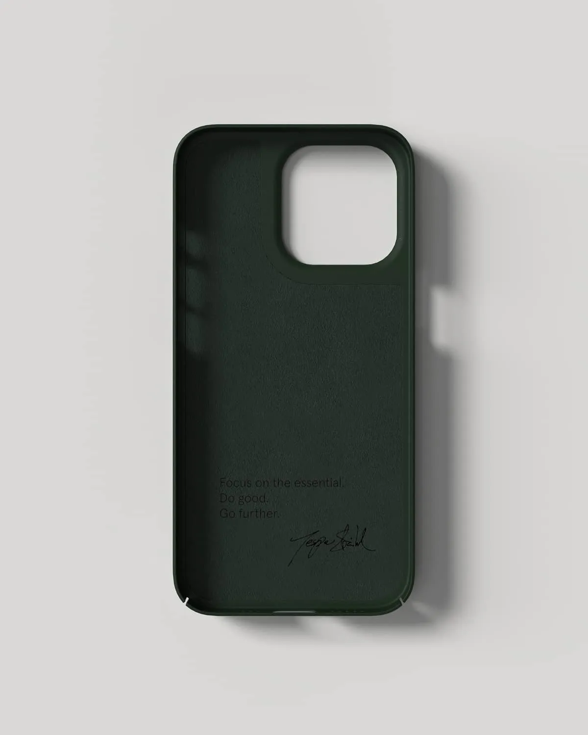 Nudient Thin Case iPhone 13 Pro cover verde sottile MagSafe