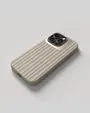 Nudient Bold Case iPhone 16 Pro cover 2 pezzi beige verde sottile