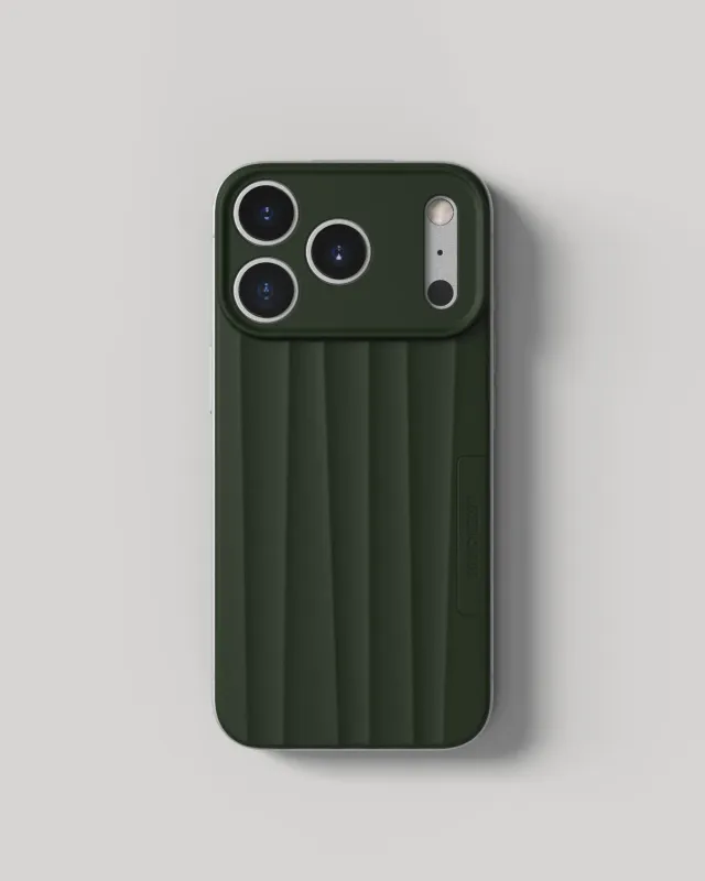 Nudient Slice Case cover iPhone 18 Pro verde MagSafe ultrasottile
